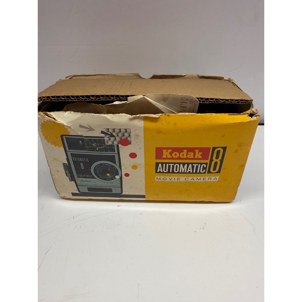 Vintage Kodak Automatic 8 Movie Camera No. 143 8mm Roll Film Ektanar Lens Box